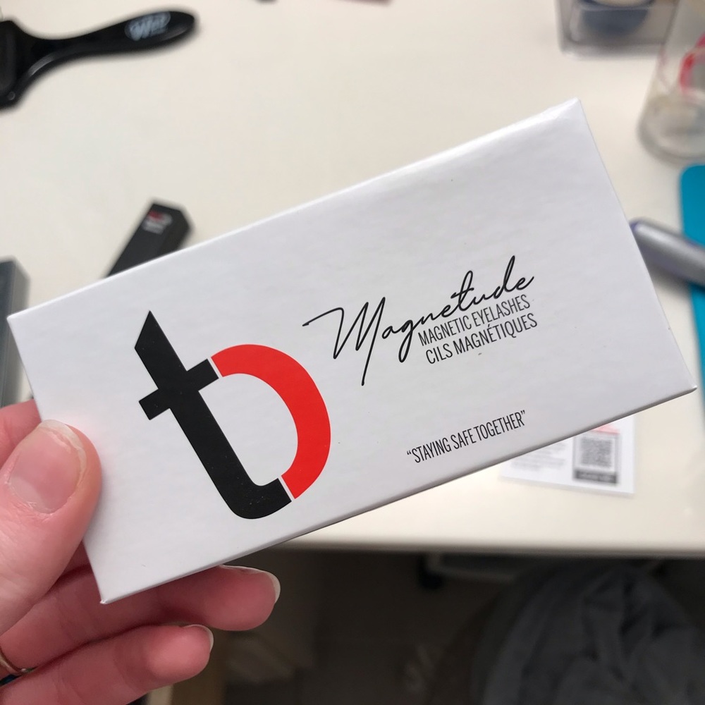 Magnetic Lashes - Picture 2 of 12